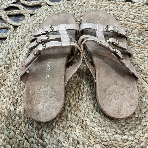 VIONIC MISA ROSE GOLD SLIDES SANDALS SIZE 8 ADJUSTABLE BUCKLES - Picture 3 of 6